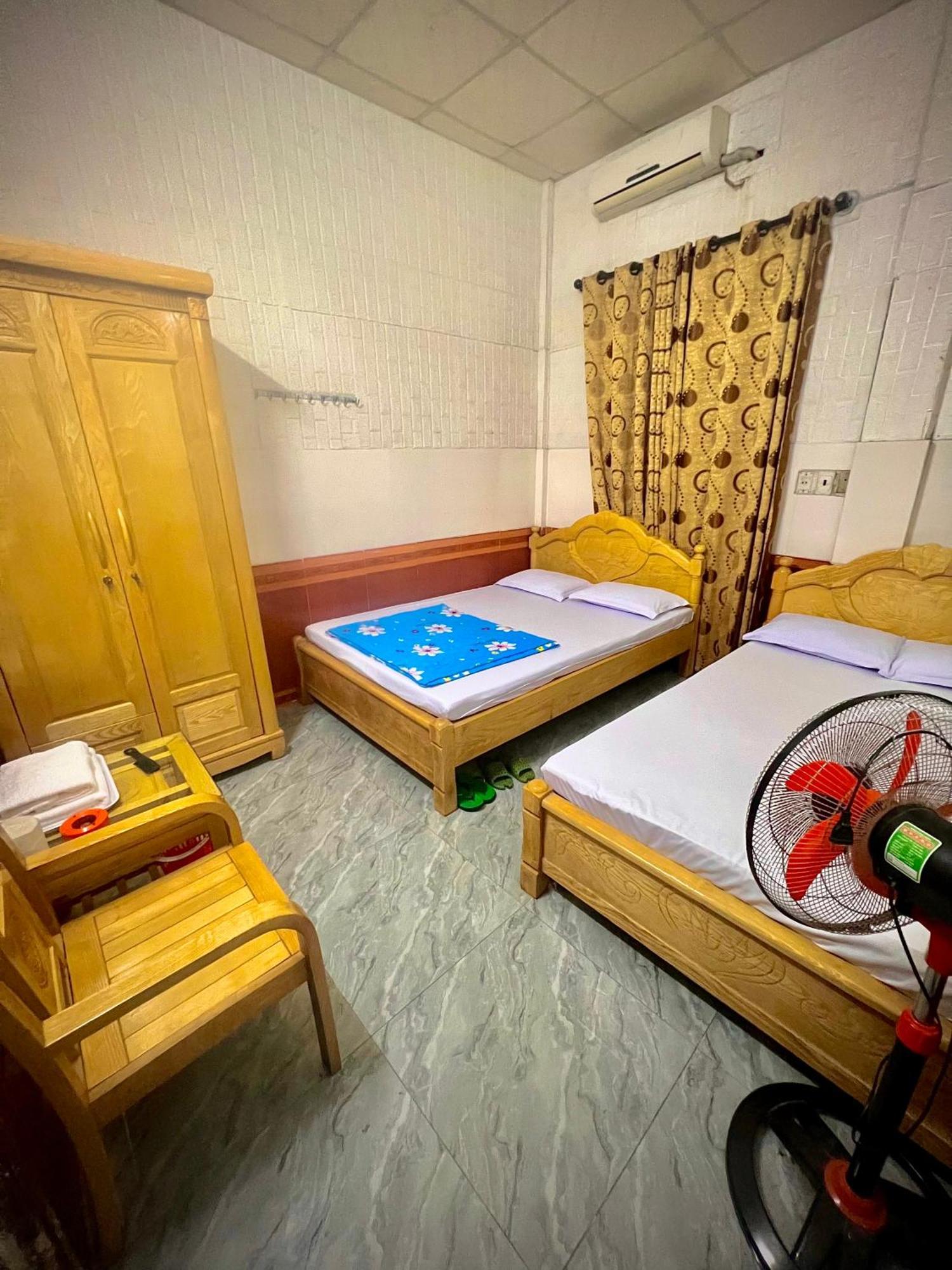 Thanh Thuy Guesthouse Dong Ha Exteriör bild