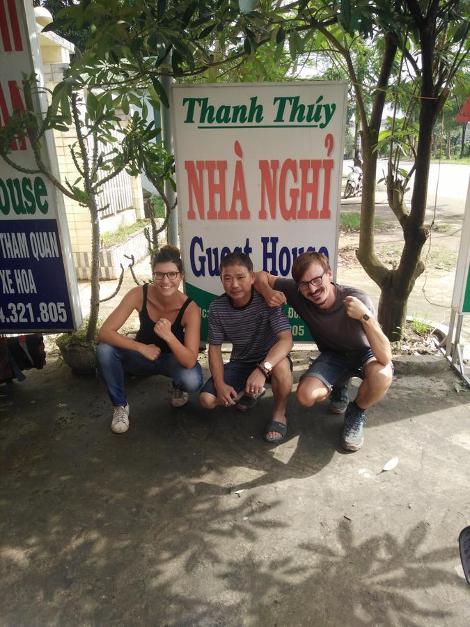 Thanh Thuy Guesthouse Dong Ha Exteriör bild