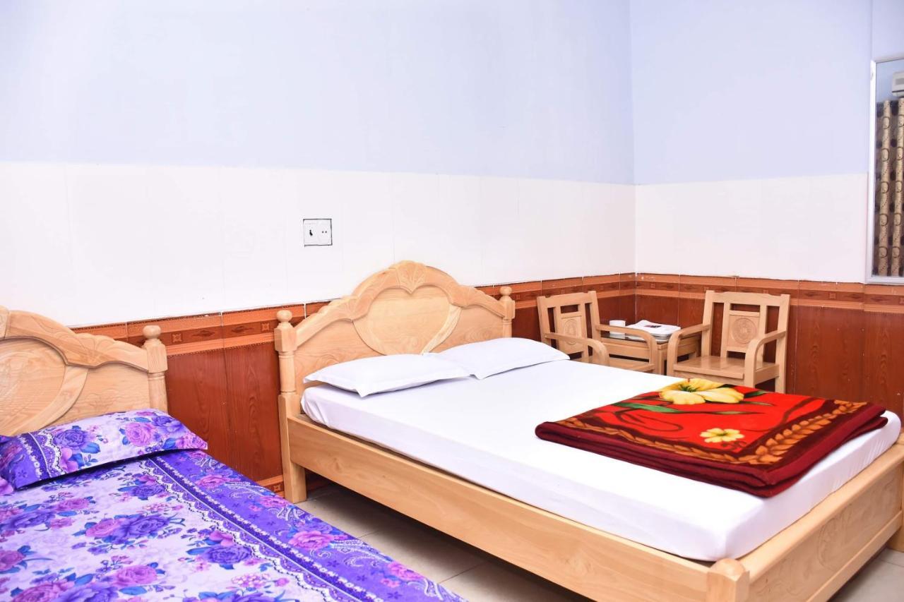 Thanh Thuy Guesthouse Dong Ha Exteriör bild
